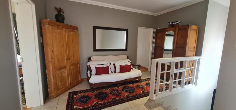 5 Bedroom Property for Sale in Myburgh Park Western Cape